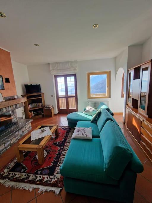Casa Parido Appartement Livo  Buitenkant foto