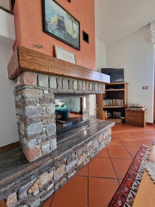 Casa Parido Appartement Livo  Buitenkant foto